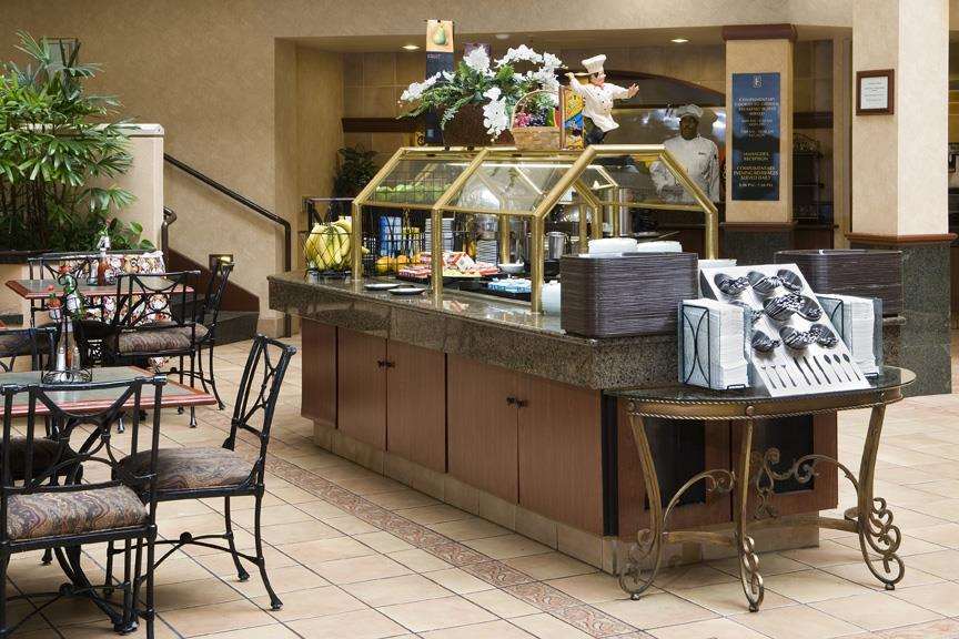 Embassy Suites By Hilton Columbia Greystone Restoran gambar